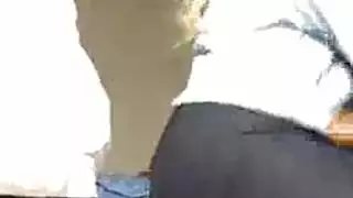  عاهرات صغيرات ومنقوعات يبدأن سكس سحاقي جامح بثلاثة