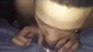 مفلس الأبنوس مص الديك الأبيض في الهواء الطلق
