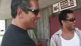 ولد يقدم جنساً عنيفاً لسيدة كبيرة سنّاً ممتلئة