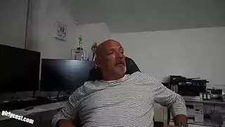 انفراج للطبيبة: جلسة سكس صريحة في المستشفى