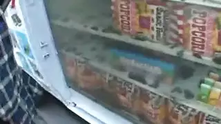 راقصات مصريات يتم تدمير فتحاتهن بعنف