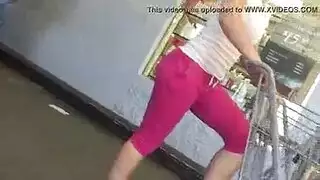 مضاجعة استعراضية: تعري ووضعية الكلب في الخارج