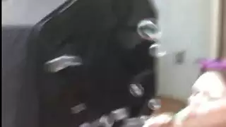 ظهرت كس في ثوبي الصغير