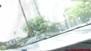 الفتاة ااصغيرة من الزب لاسود