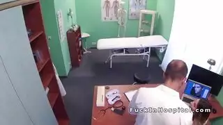 لطيف طرفة عين ركوب الخيل له ديك و بجد