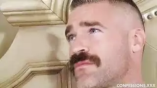 فقط الكعب: جلسة لونا سكاي الصريحة للجنس الفموي