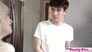بوسى المغنية