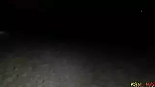 ثلاثي شرجي: فتاتان تحصلان على مؤخراتهما مليئة