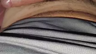 الاستيقاظ مع الديك الصلب: جلسة استمناء منفردة
