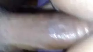 جنس بين الأعراق عنيف: بي بي سي يضرب شقراء صغيرة الجسم