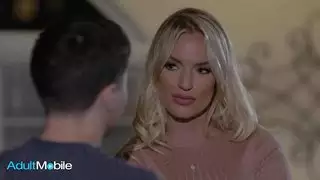 أم مثيرة لا يشبعها زوجها لكن الابن في الخدمة سكس امهات مترجم