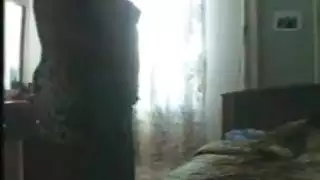 مشهد إباحي مع عاهرات تركيات يتم تلبيسهن