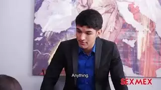 هدية للمدرب أناليا ليفا