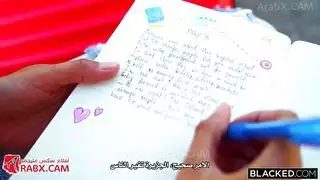 الجنة المكشوفة: جلسة جنس عرقي جامحة على الجزيرة