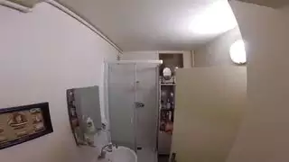 يمص اجمل صدر