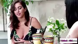 مص ثلاثي متبوع بركوب الفارسات الشديد