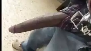 قضيب صلب كبير يوسع فرس مراهقة مشعر
