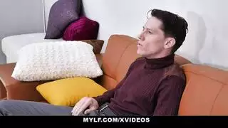 جنس شرجي عنيف ضد الحائط