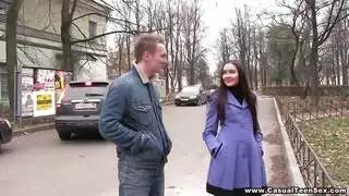 شاب بيركب زبره في طيز حبيبته