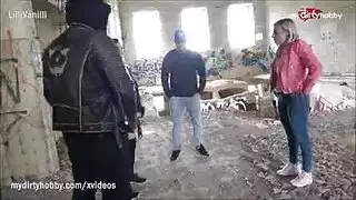 سكس جماعي ف الديسكو شراميط هيجانه