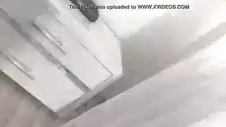 يتيم أمه المتعبه من رياضه اليوجا وهي نائمه
