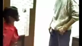 مشهد القرموطي ومراتو بتصحيه