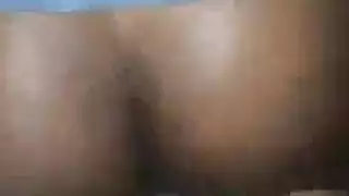 العاهرة المغمزة تحصل على إيلاج مزدوج