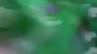 عاهرة كبيرة سنًا تأخذ قضيب شاب