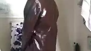 حركة مثيرة بالثونغ مع سيسان براون