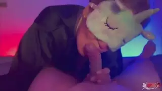 مص مهارة قبل النوم – شرب كل قطرة مني