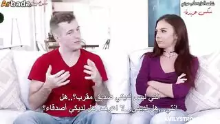 قريب أكبر سناً يضرب طيز مراهقة في إباحي