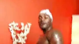 صور ساخنة لإليزا وهي تمارس الفحش
