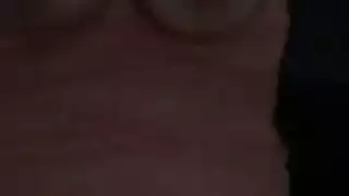 حسان يتناوب على هذه العاهرات