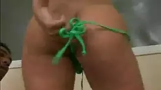 حفلة جنس مع مؤخرة كبيرة ومهبل سمين