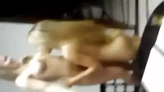 هزة الجماع الجامحة لماريا في السيارة