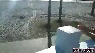 رهيبة سمراء الحصول على عارية من منزلها