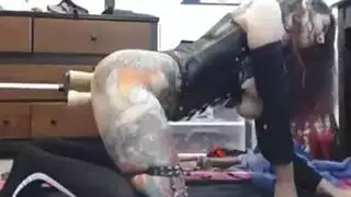 جنس قوي بالدسار في مهبلها الضيق