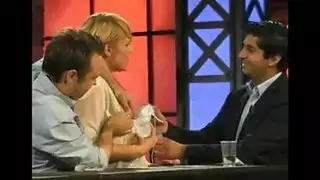 الفيديو الإباحي الجديد لكاريس بشار: ابتلاع المني وأخذه في المؤخرة