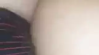 جماع وقوف من الخلف: الجزائري يحفر في كسها المبلل بقوة