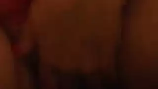 قطط عربيات ساخنة تأخذ قضيبًا صلبًا لشاب