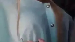 لعب جنسي أثناء الدورة: كس وشرج مملوءان