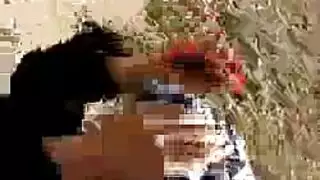 فتاة محجبة تقدم مص قوي أثناء التنزه في الجبل فيديو سكس عنيف في الخارج