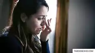 موظفة جديدة ساذجة ينك كسها بقوة من قبل مدير أكبر سناً