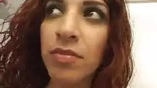 ميمية مغربية كتكفت لصاحبها