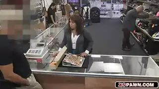 مغربيةعذراء