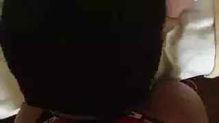 أثاثه