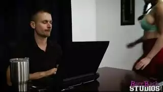 علاقات عائلية محرمة إباحية