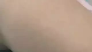 اللواط السحاقي الإباحي اللعب القاسي بالألعاب مع المداخل الخلفية المبتلة