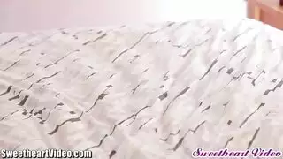 ثنائي سحاقي: يداعبون مهبلهم المبلول جنباً إلى جنب