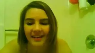 بدلاً من المذاكرة، الروس يتعرون لأفلام إباحية صارمة وجماعات جنسية